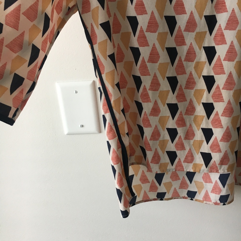 Maeve Pattern Top - Picture 3 of 3
